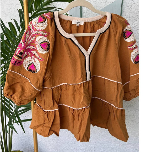 entro Tops - Entro Brown Blouse with Embroidered Sleeves Sz Small Puff Sleeves